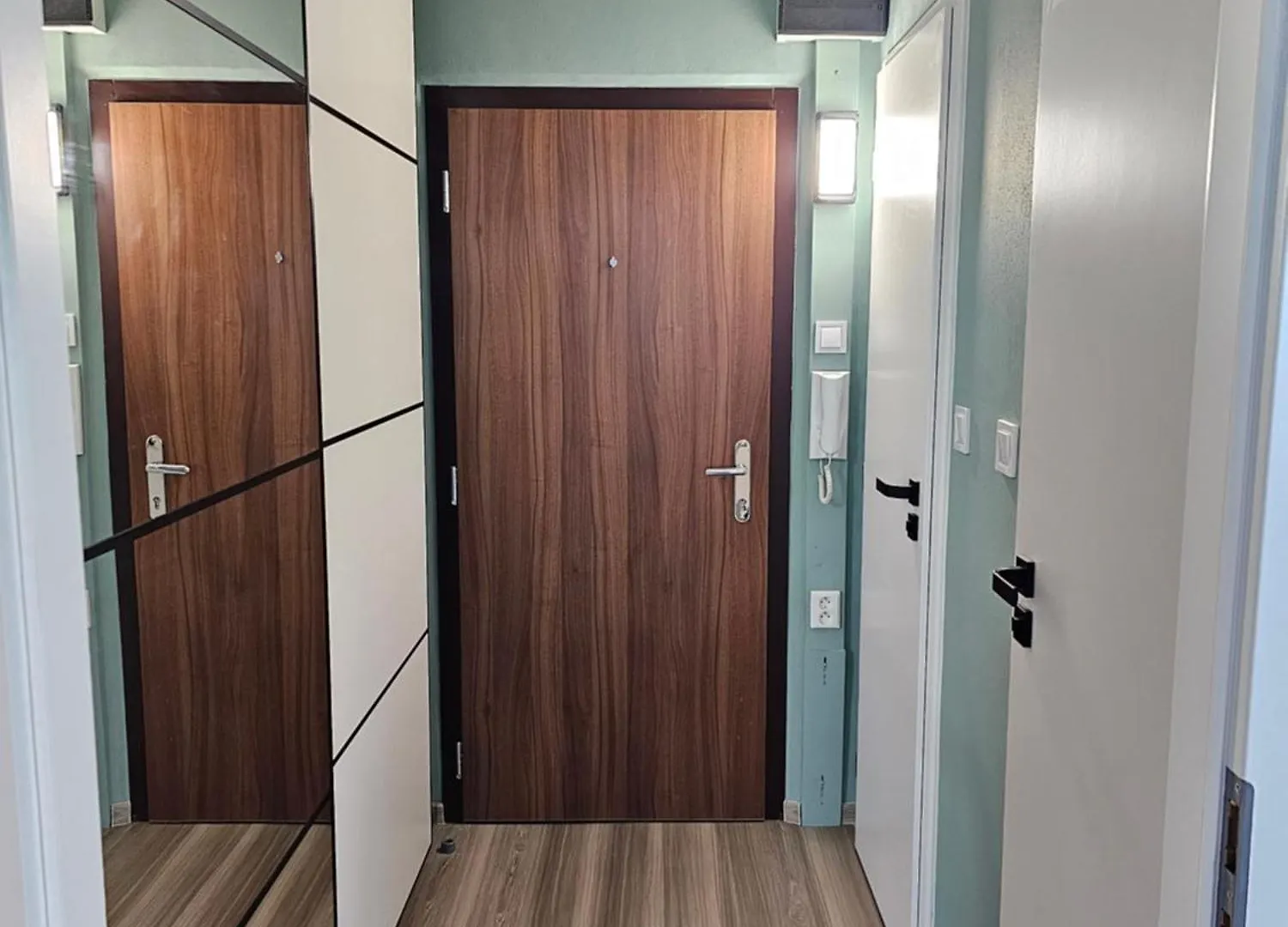 Westfield Apartment Prague