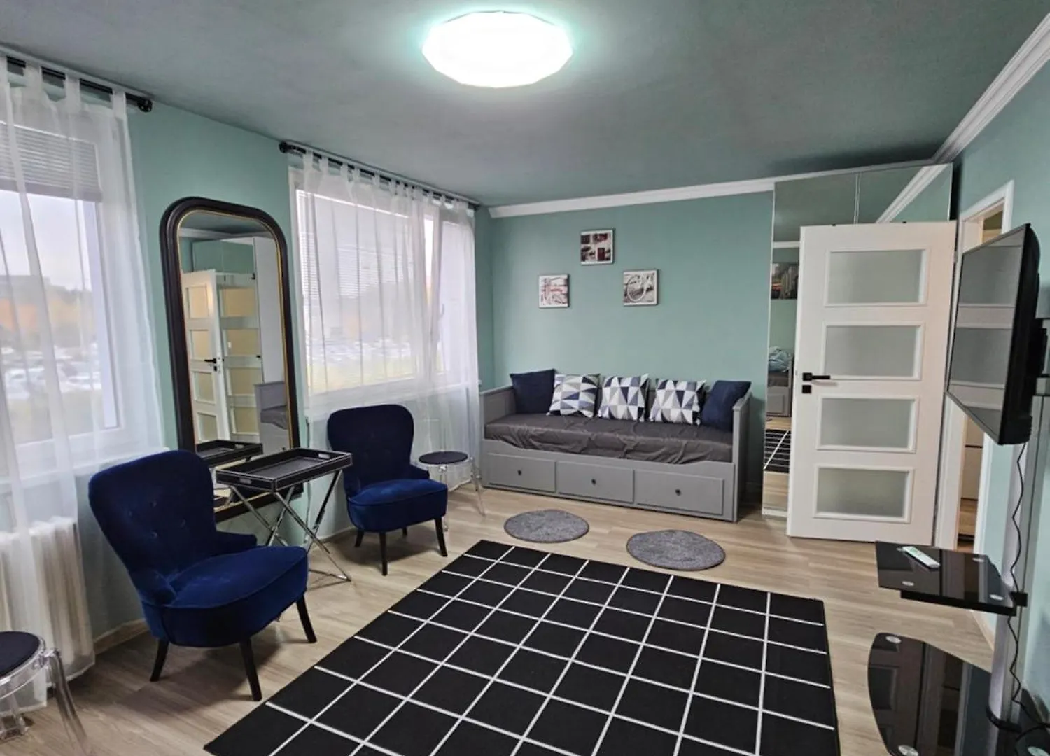 Westfield Apartment Prague